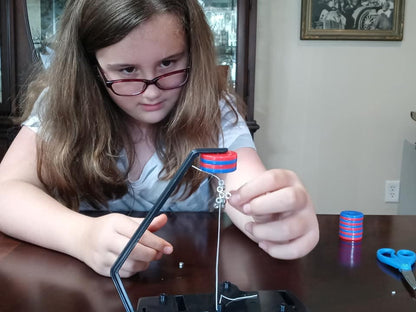ANTI-GRAVITY MAGNETIC SCIENCE Experiment Kit - Discovery Toys