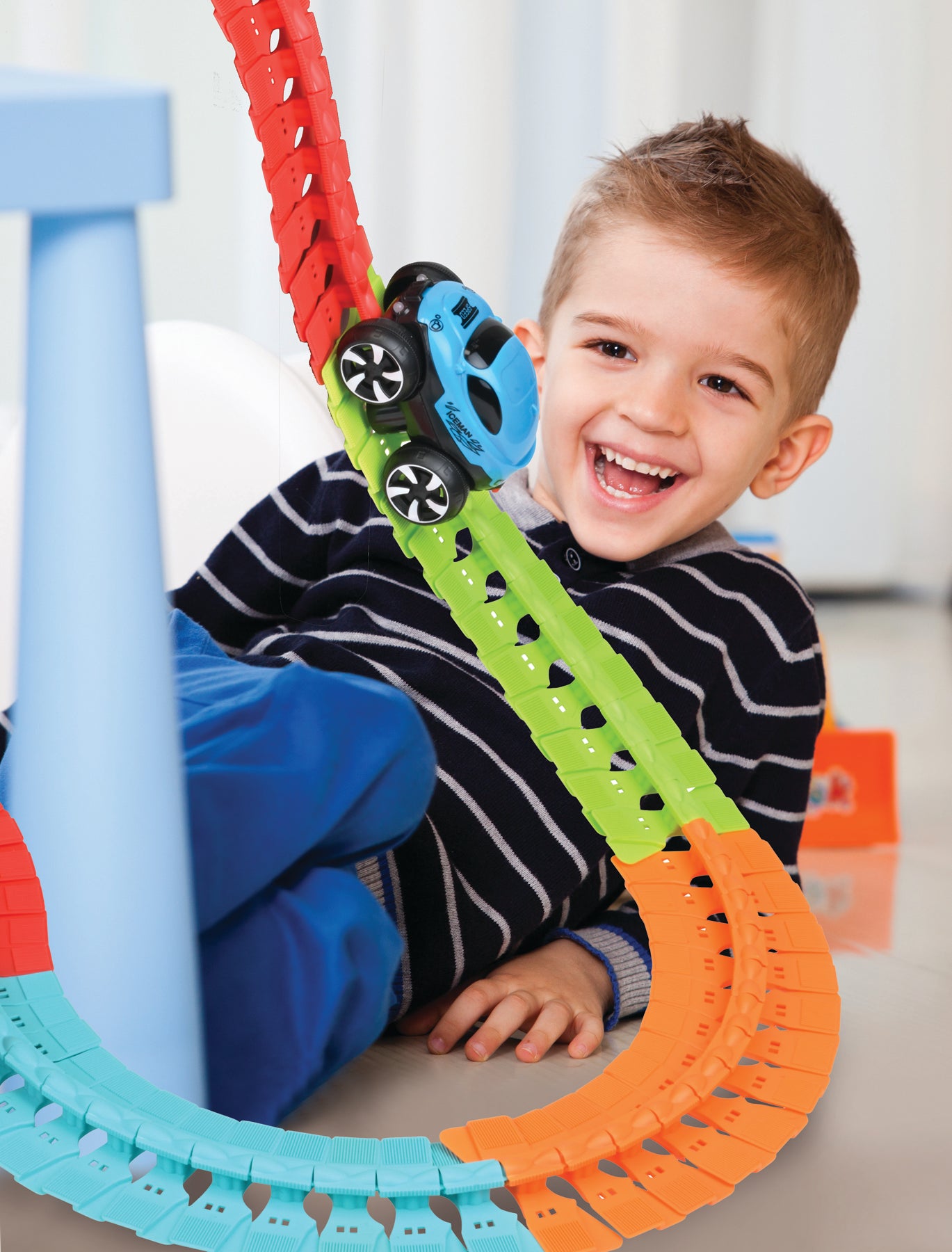 CRAZY CLIMB TRACK DIY Raceway - Discovery Toys