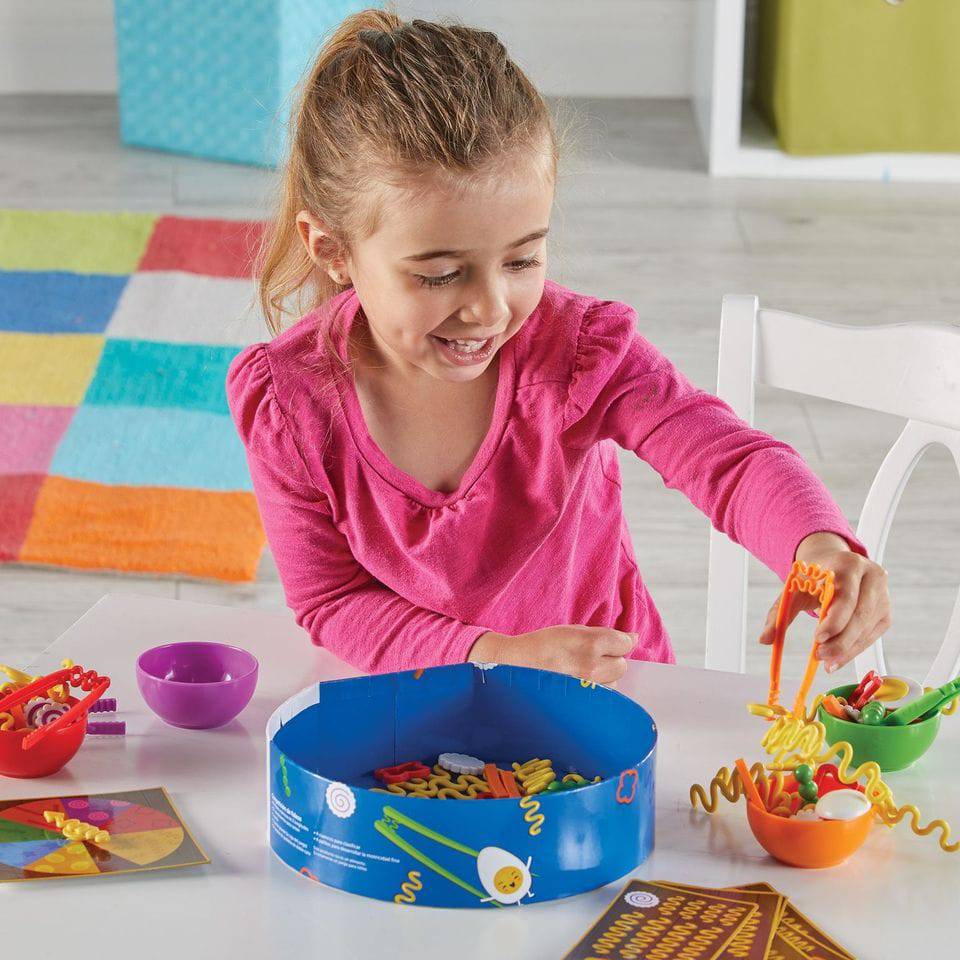 NOODLE KNOCKOUT! Fine Motor Game - Family Game 4 Years & Up - Discovery Toys
