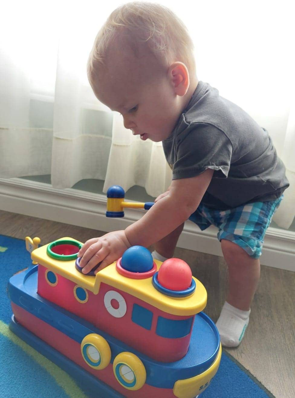 HAMMER AWAY! Toddler Hammer Ball Banging Bench Toy - Discovery Toys