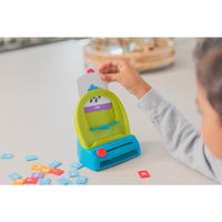 SPELL & DROP WORD-BUILDING SET