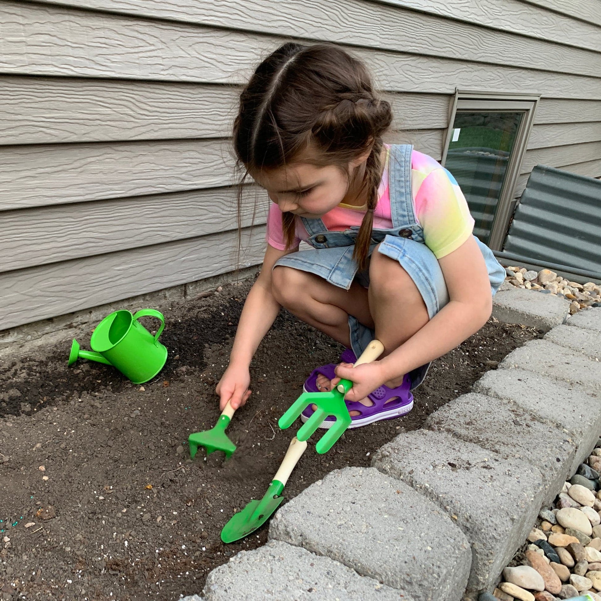 JR. GARDEN TOTE & Kids Tool Set - Discovery Toys
