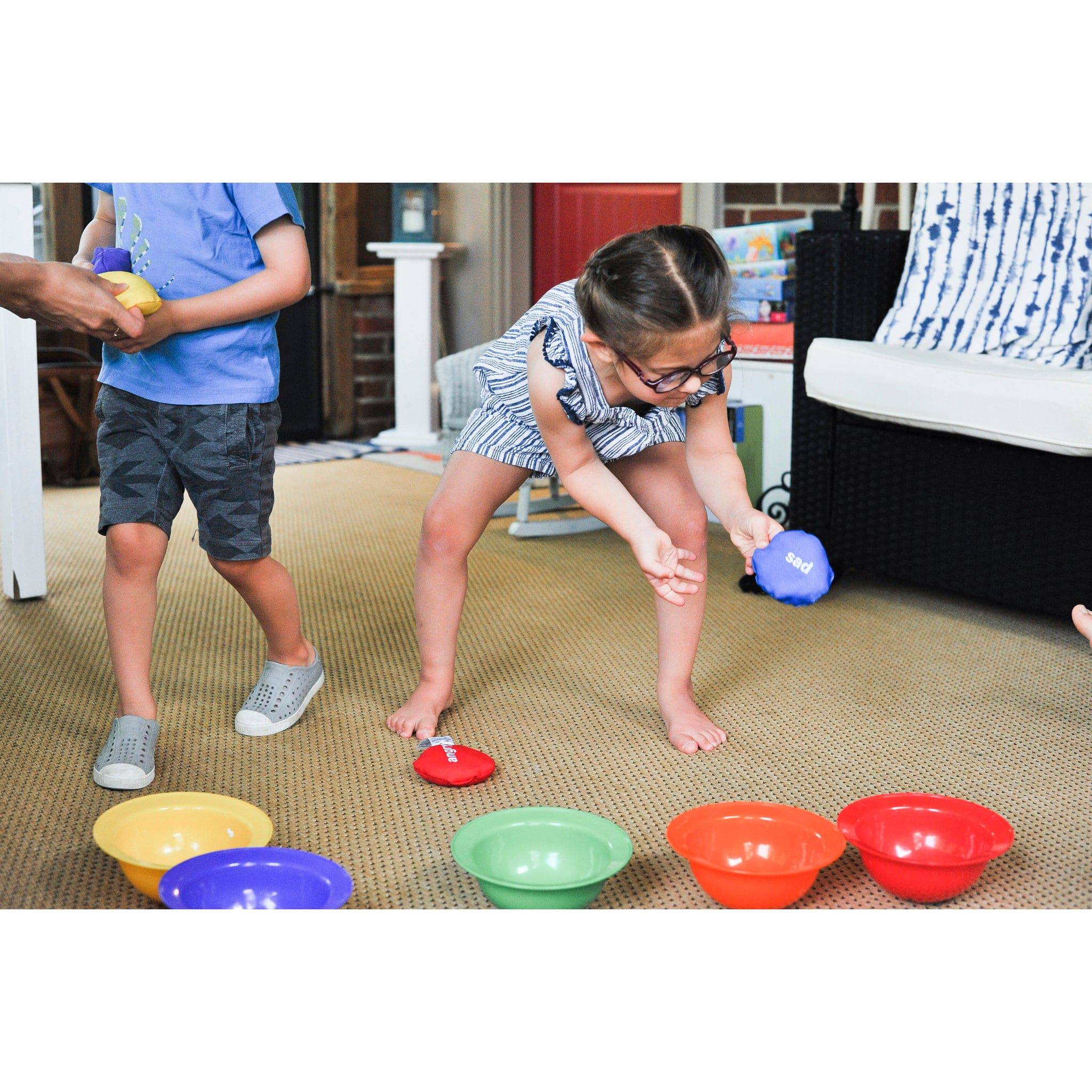 FLIP FLOP FACES Bean Bag Toss & Emotions Game - Discovery Toys