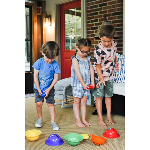 FLIP FLOP FACES Bean Bag Toss & Emotions Game - Discovery Toys