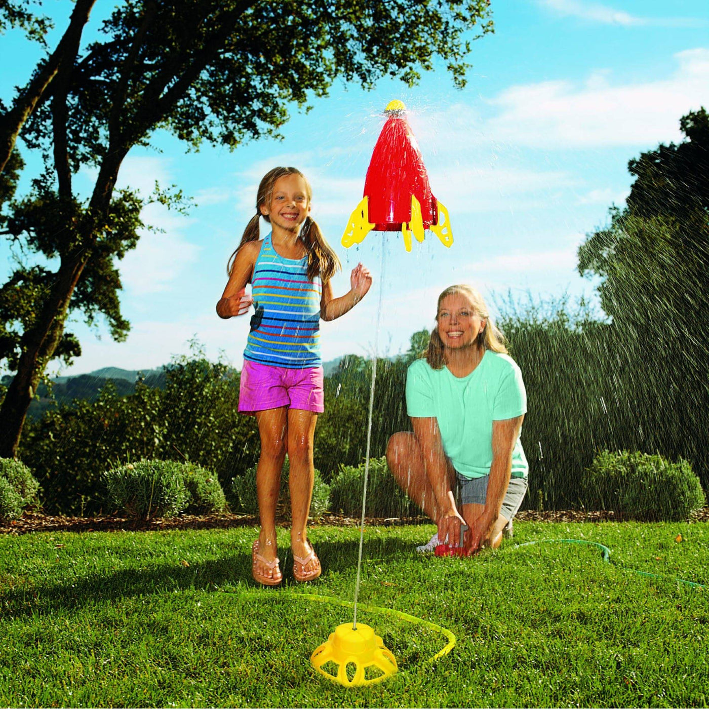 HYDRO LAUNCH Outdoor Water Sprinkler Toy - Discovery Toys